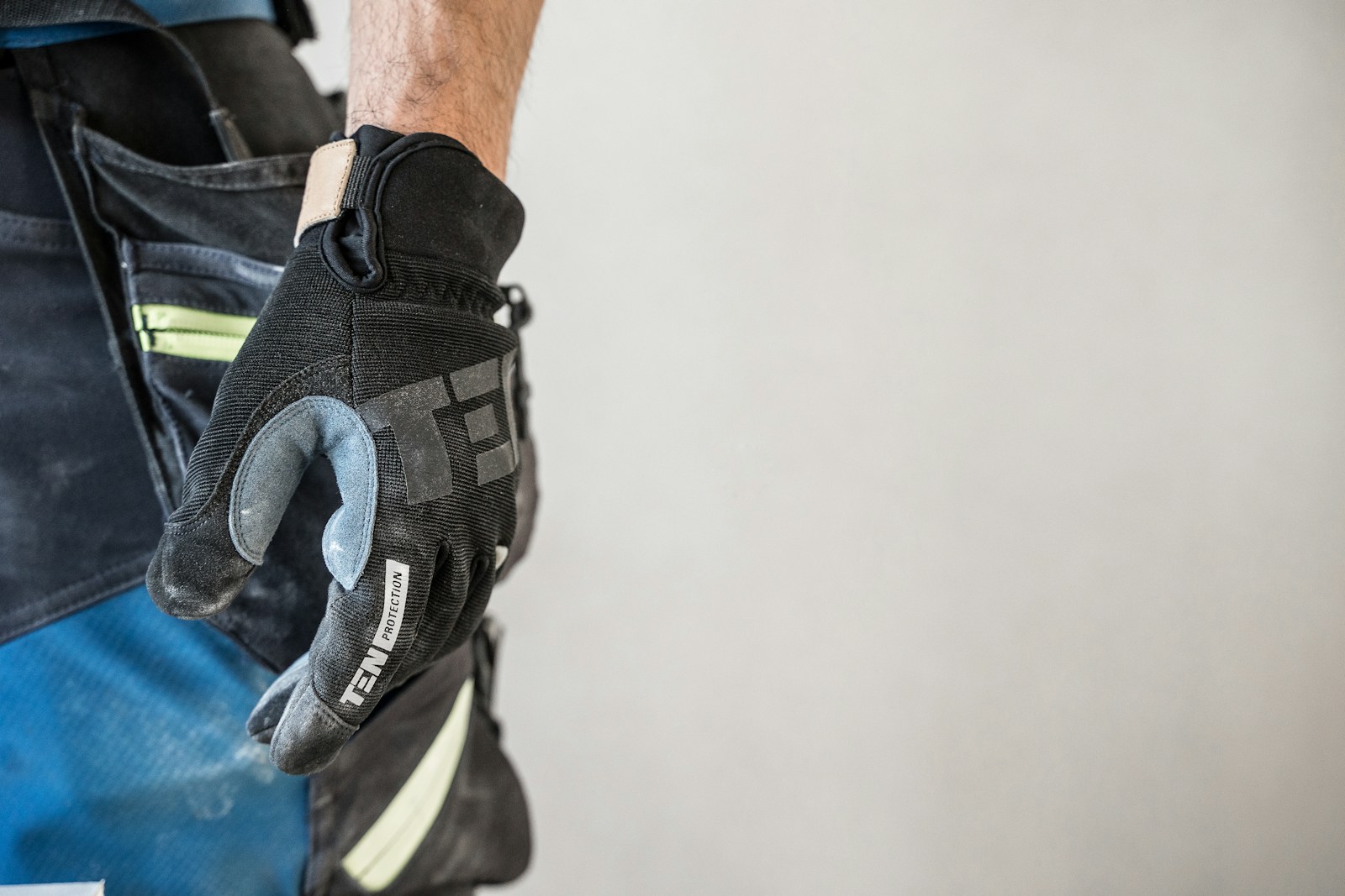 Jak zmierzyć rozmiar rękawic roboczych?