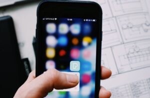 przegląd projektów architektonicznych na telefonie